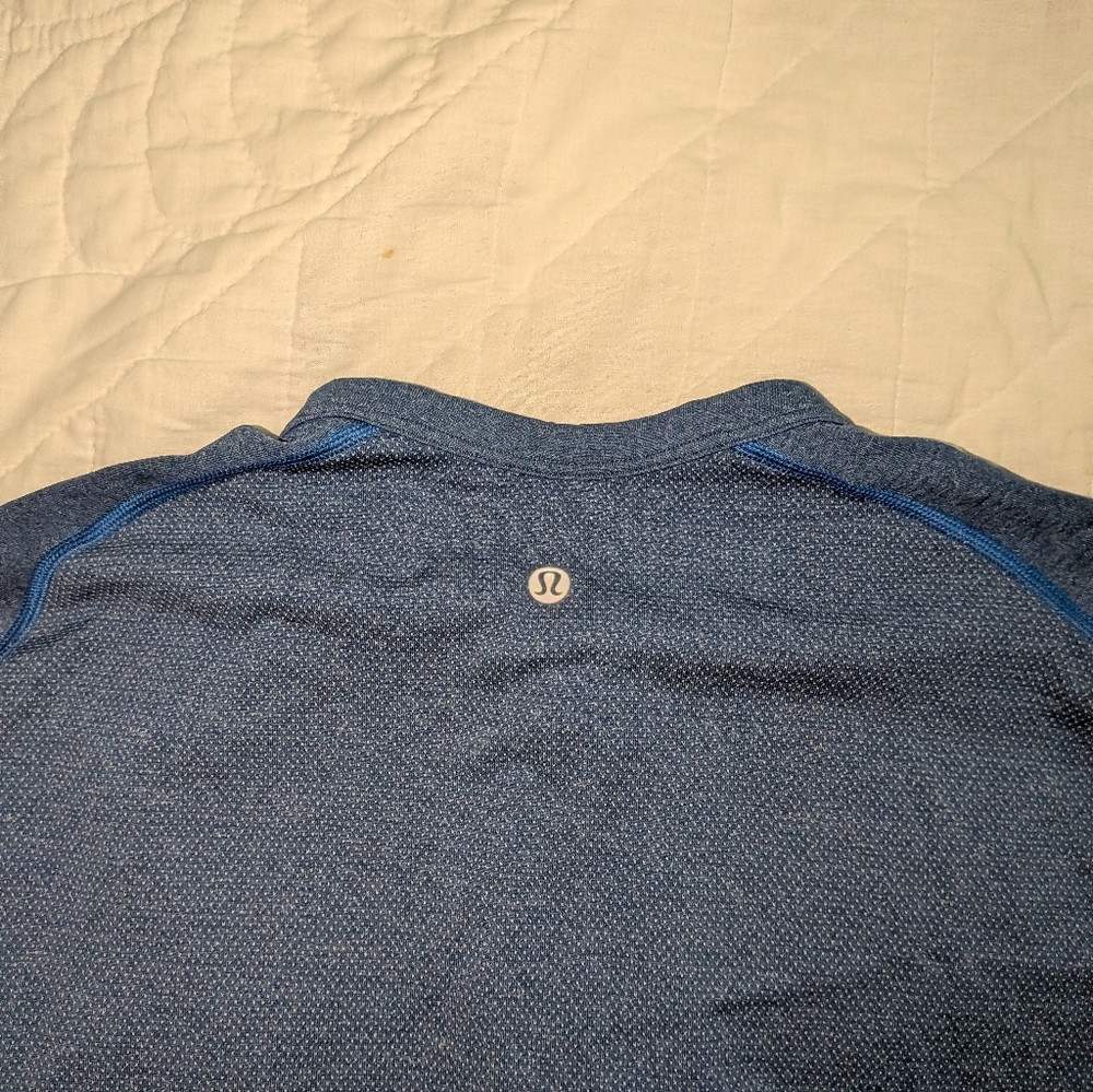 Lululemon Shirt Mens Medium Blue Long Sleeve Henley Metal Vent Tech Stretch - Picture 4 of 7